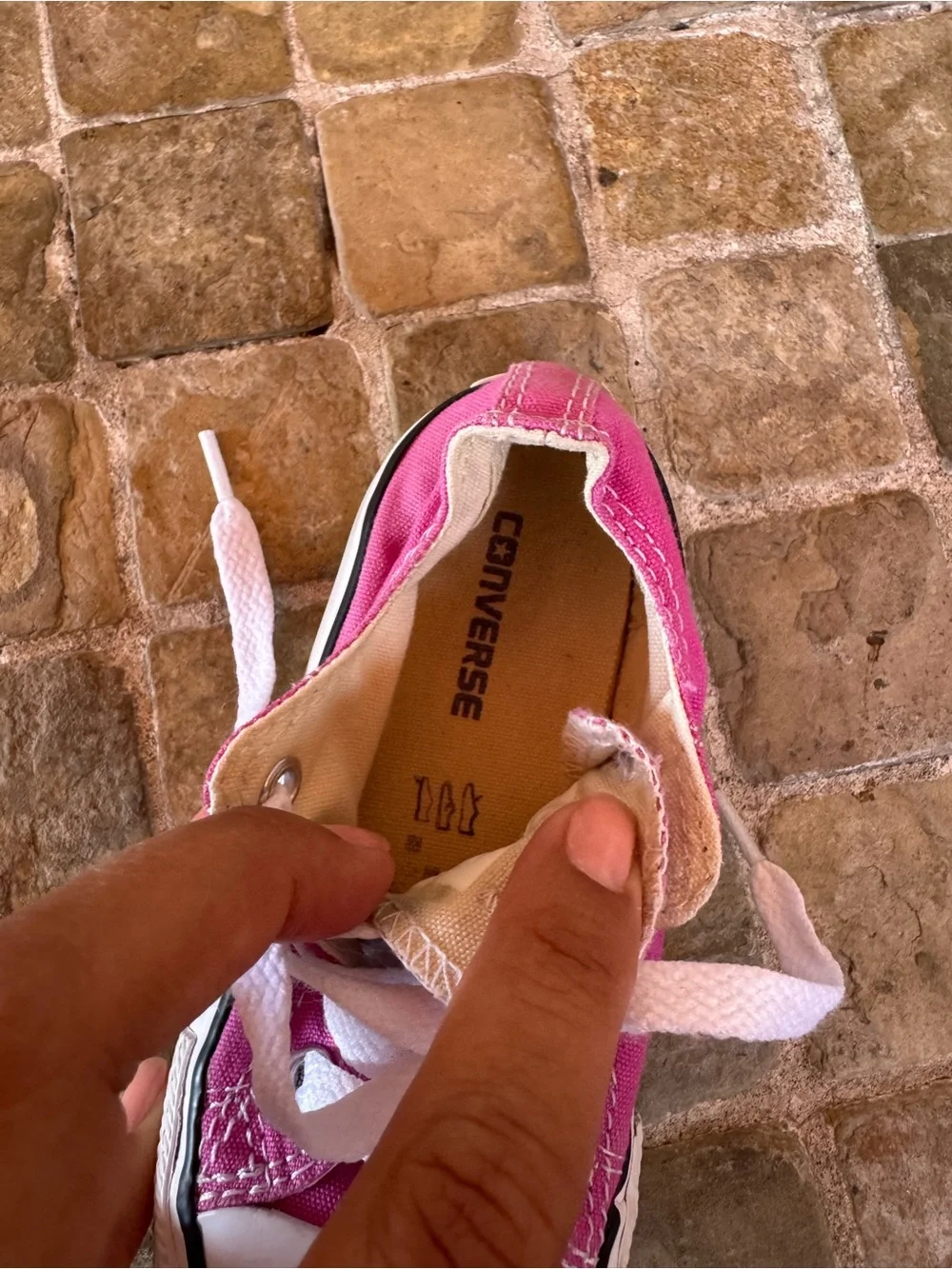 Converse Kids Hot Pink Low-Top Canvas Sneakers